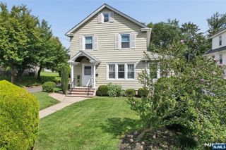 656 Orchard Street, Oradell, NJ 07649