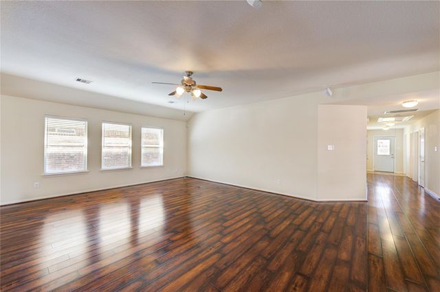 2922 Halcyon Time Trail, Houston, TX 77045