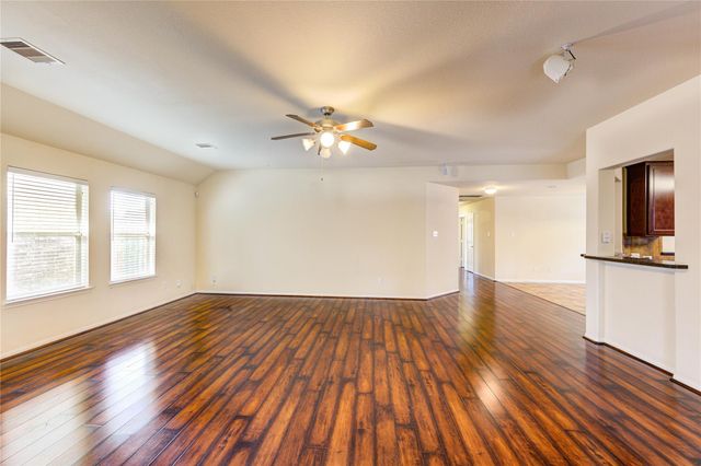 2922 Halcyon Time Trail, Houston, TX 77045