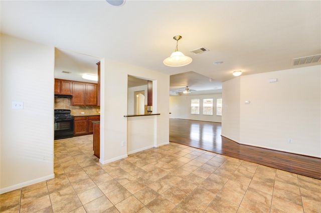 2922 Halcyon Time Trail, Houston, TX 77045