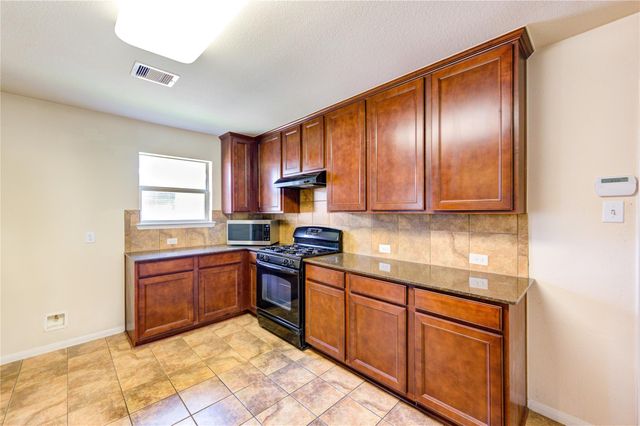 2922 Halcyon Time Trail, Houston, TX 77045