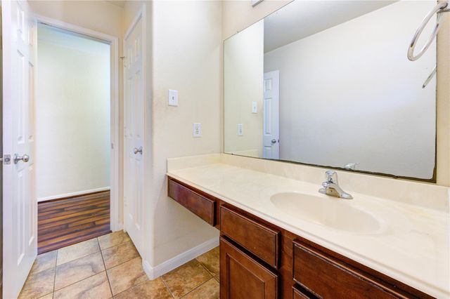 2922 Halcyon Time Trail, Houston, TX 77045