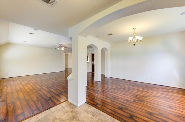 2922 Halcyon Time Trail, Houston, TX 77045