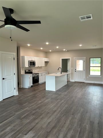 975 Snyder Springs Loop, Watts, OK 74965