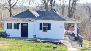46898 Columbia Street, St Clairsville, OH 43950