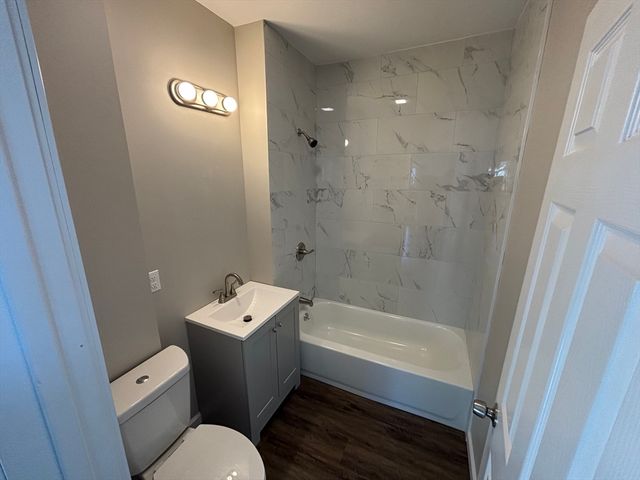 5 Margaret 1, Chicopee, MA 01020