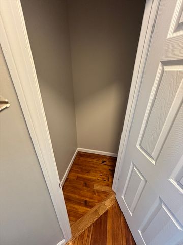 5 Margaret 1, Chicopee, MA 01020