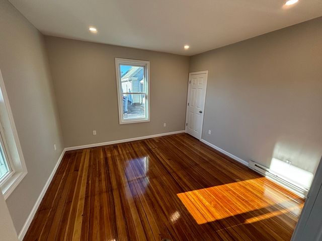 5 Margaret 1, Chicopee, MA 01020