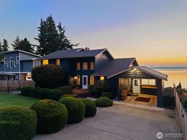 212 Tala Shore Drive, Port Ludlow, WA 98365