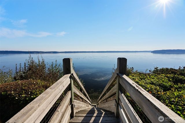 212 Tala Shore Drive, Port Ludlow, WA 98365