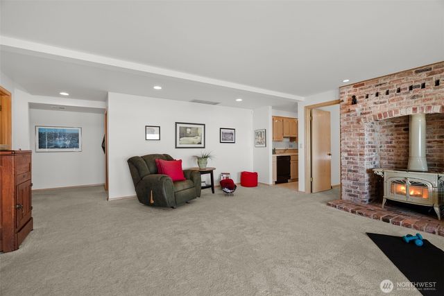 212 Tala Shore Drive, Port Ludlow, WA 98365