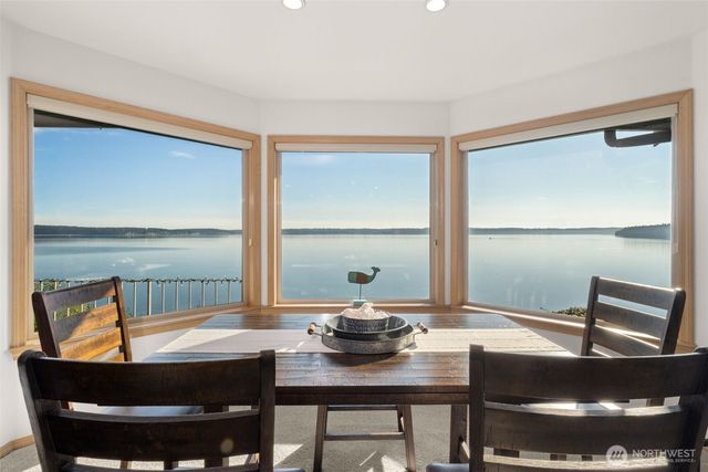 212 Tala Shore Drive, Port Ludlow, WA 98365