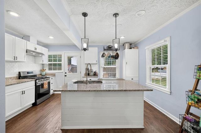 414 Alexander Circle SE, Marietta, GA 30060