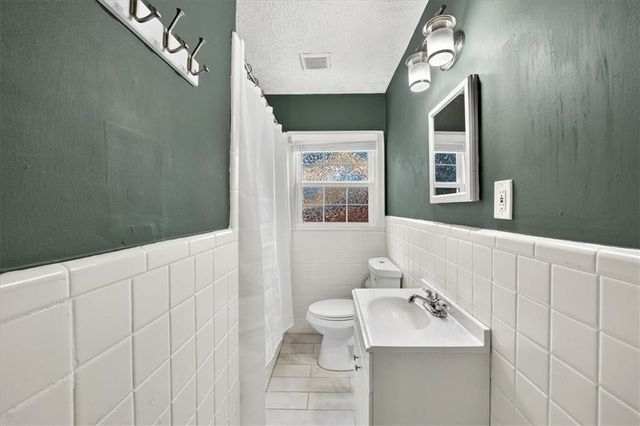 414 Alexander Circle SE, Marietta, GA 30060