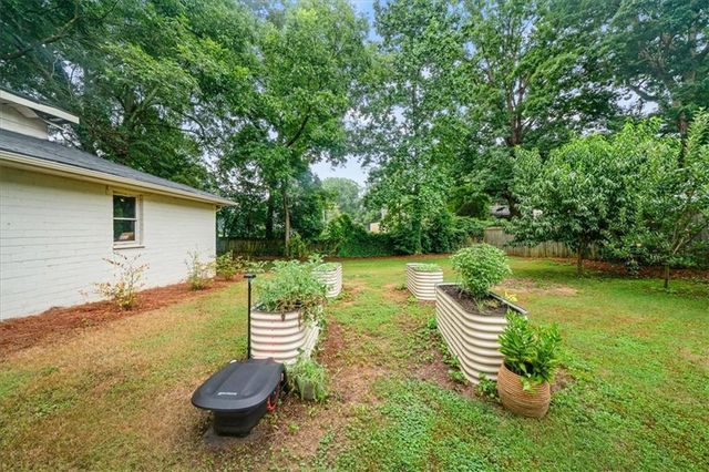 414 Alexander Circle SE, Marietta, GA 30060
