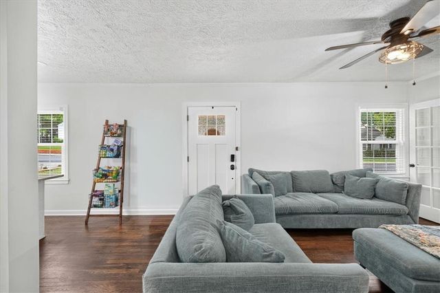 414 Alexander Circle SE, Marietta, GA 30060