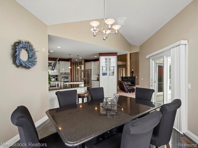 906 Yule Road, Leonard, MI 48367