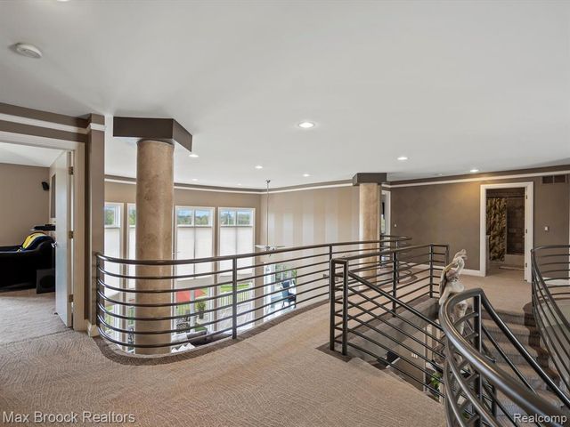 906 Yule Road, Leonard, MI 48367