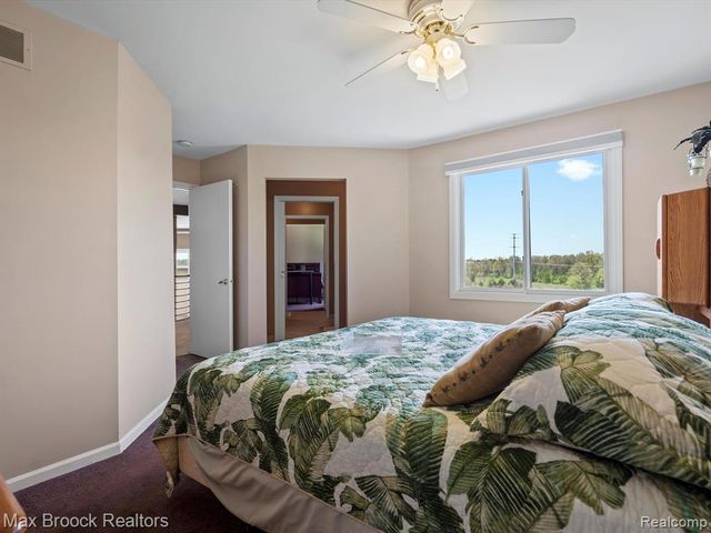 906 Yule Road, Leonard, MI 48367