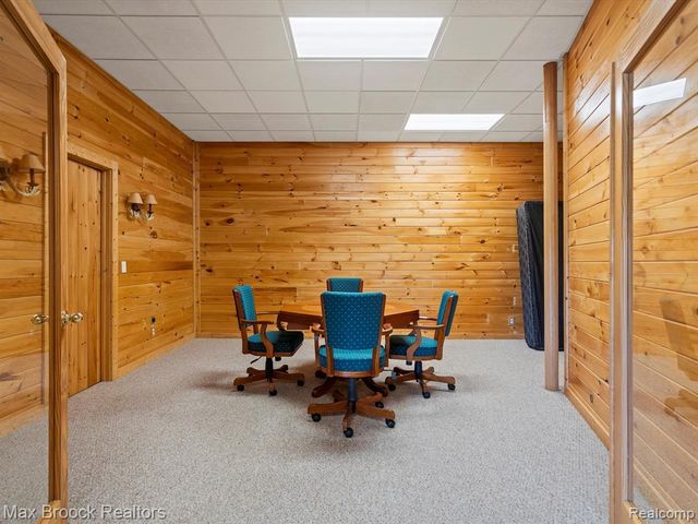 906 Yule Road, Leonard, MI 48367