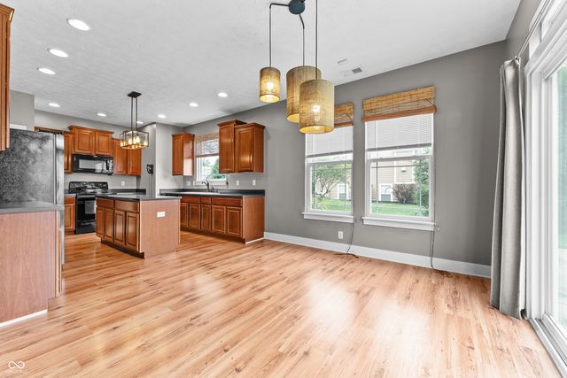 8506 New Heritage Drive, Indianapolis, IN 46239