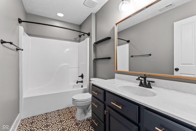8506 New Heritage Drive, Indianapolis, IN 46239