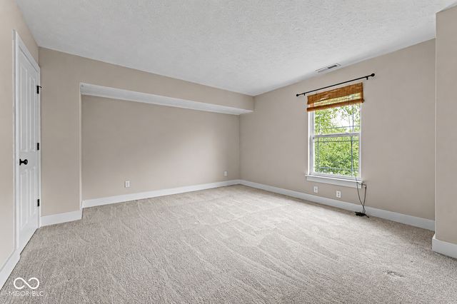 8506 New Heritage Drive, Indianapolis, IN 46239