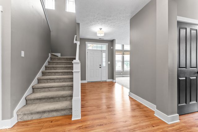 8506 New Heritage Drive, Indianapolis, IN 46239