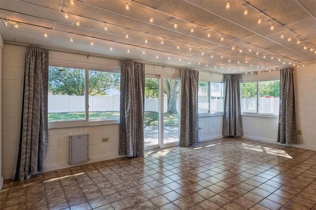 8200 FRAIM COURT, Orlando, FL 32825