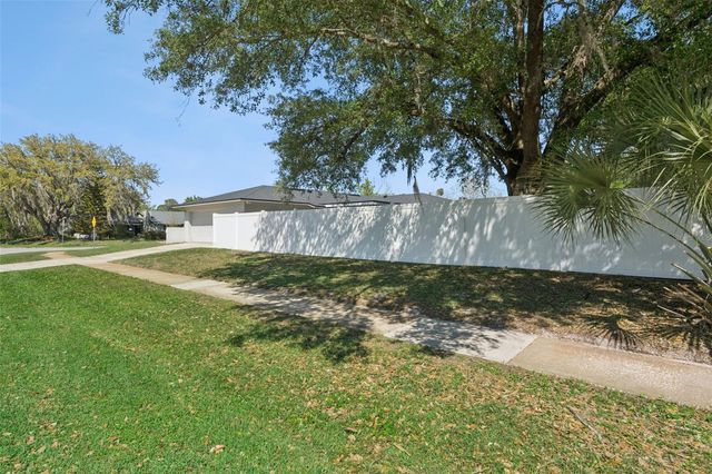 8200 FRAIM COURT, Orlando, FL 32825