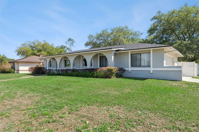 8200 FRAIM COURT, Orlando, FL 32825