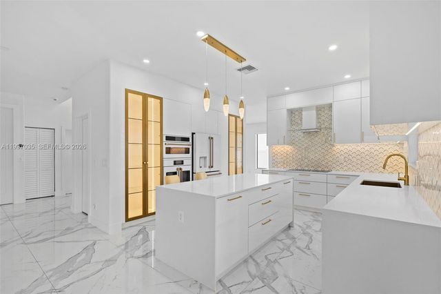 2241 SW 164th Avenue, Miramar, FL 33027