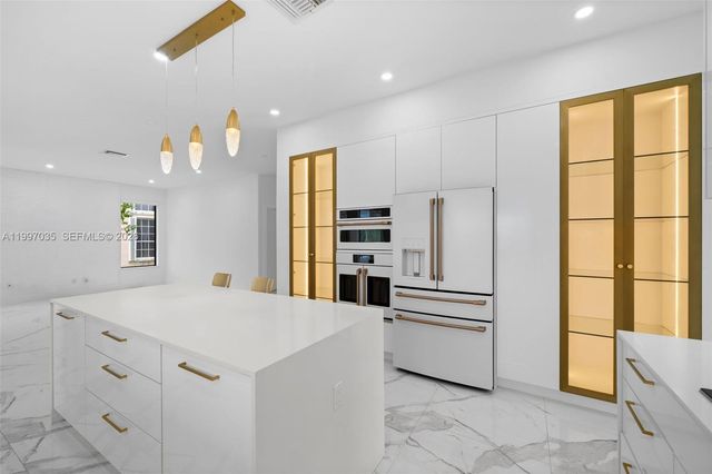 2241 SW 164th Avenue, Miramar, FL 33027
