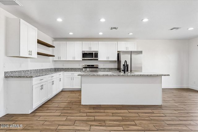 3607 W FILLMORE Street, Phoenix, AZ 85009