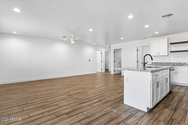 3607 W FILLMORE Street, Phoenix, AZ 85009