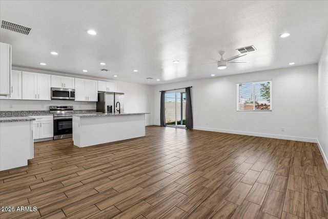 3607 W FILLMORE Street, Phoenix, AZ 85009