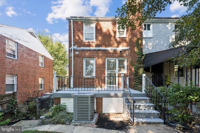 3424 24TH ST SE, Washington, DC 20020