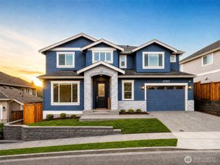 13707 NE 133rd Place, Kirkland, WA 98034