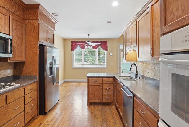 8737 Herons Walk, North Charleston, SC 29420
