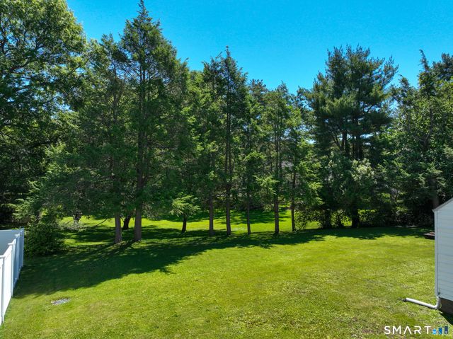 564 Willard Avenue, Newington, CT 06111
