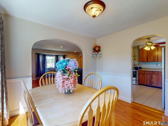 564 Willard Avenue, Newington, CT 06111