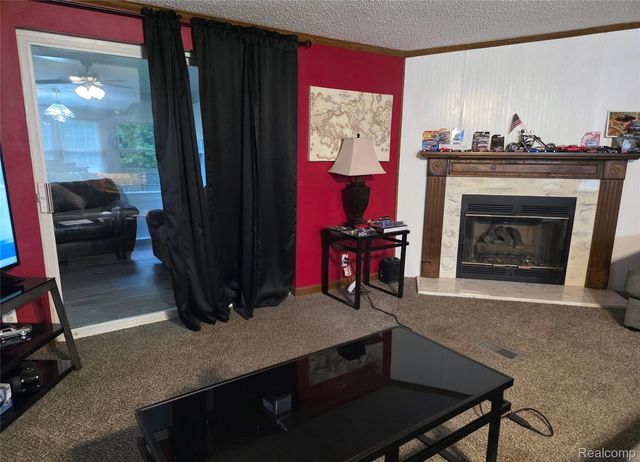 1370 S Graham Road, Flint Charter Township, MI 48532