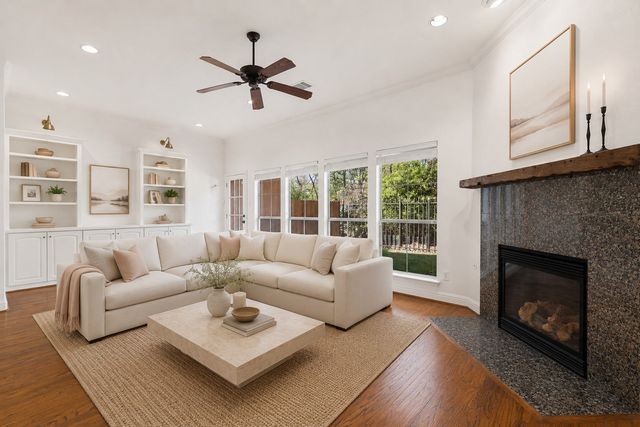 8813 Tudor Place, Dallas, TX 75228