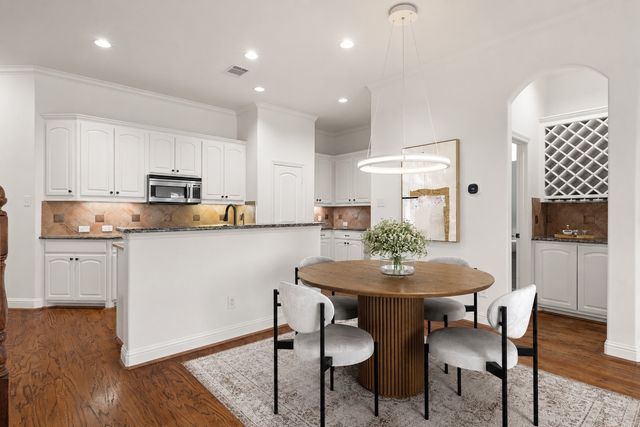 8813 Tudor Place, Dallas, TX 75228