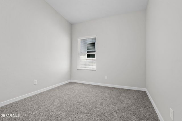 465 SANTIAGO MUNOS Street, Vinton, TX 79821