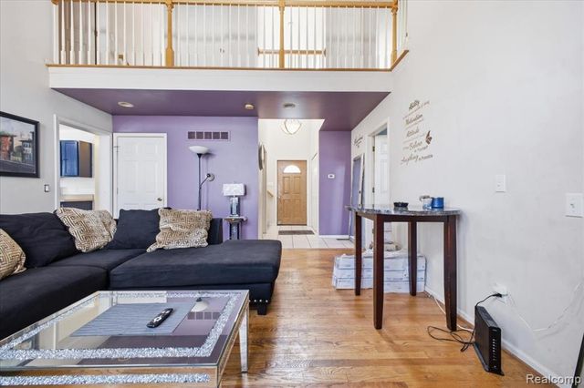 2803 Reflection Avenue, Waterford, MI 48328