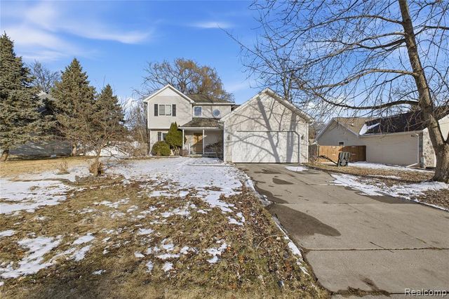 2803 Reflection Avenue, Waterford, MI 48328