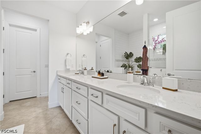 17033 Pine Lily LN, Punta Gorda, FL 33982