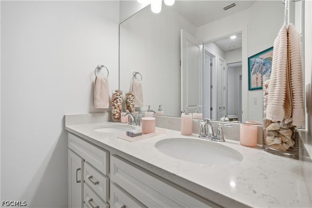 17033 Pine Lily LN, Punta Gorda, FL 33982