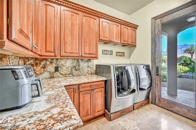 920 Santa Ynez Avenue, Henderson, NV 89002